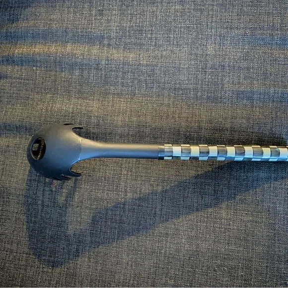 items around the house…kitchen - Picture 7 of 13